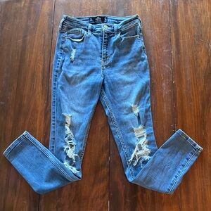 Hollister Distressed Medium Wash Skinny Jeans Juniors 3 Short | Stretch Denim